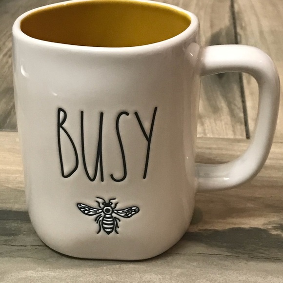 Rae Dunn BUSY 🐝 Mug - Picture 1 of 4